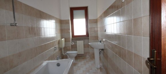 4 rooms Apartment in Alba, Italy No. 191658 16