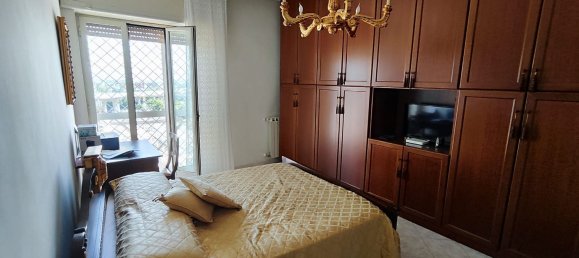 2 bedrooms Apartment in Naples, Italy No. 315580 17