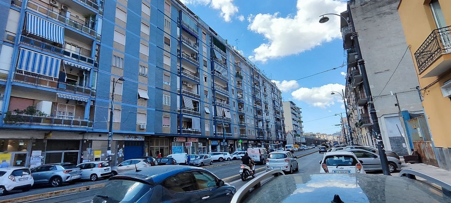 2 bedrooms Apartment in Naples, Italy No. 315580