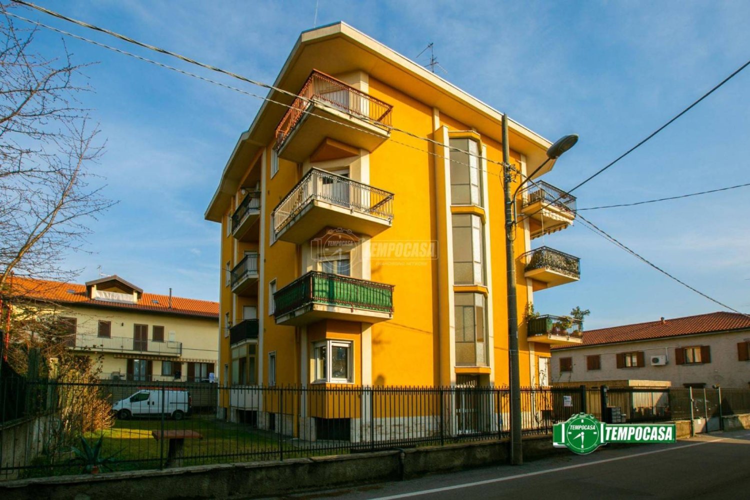 2 غرف نوم شقة في Magnago, Italy رقم 304848