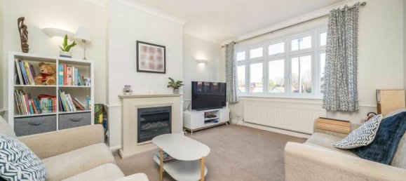 3 bedrooms House in Surbiton, United Kingdom No. 10229 6