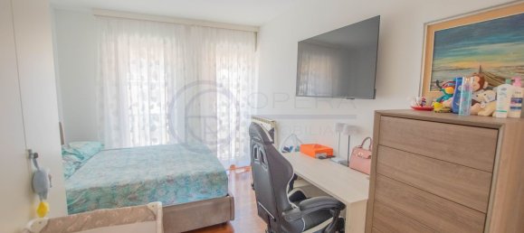 4 rooms Apartment in Trieste, Italy No. 258421 14