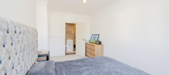 2 bedrooms Apartment in Watford, United Kingdom No. 6090 19