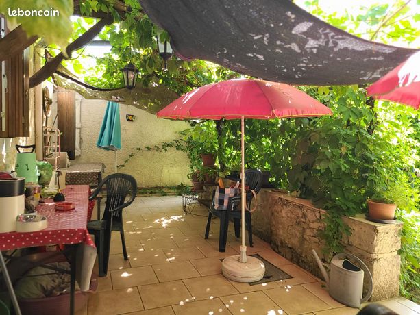 2 bedrooms House in Lot, France No. 303393