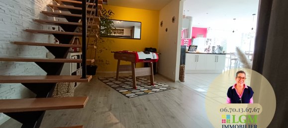 Casa de 5 dormitorios en Vendome, France No. 158196 8