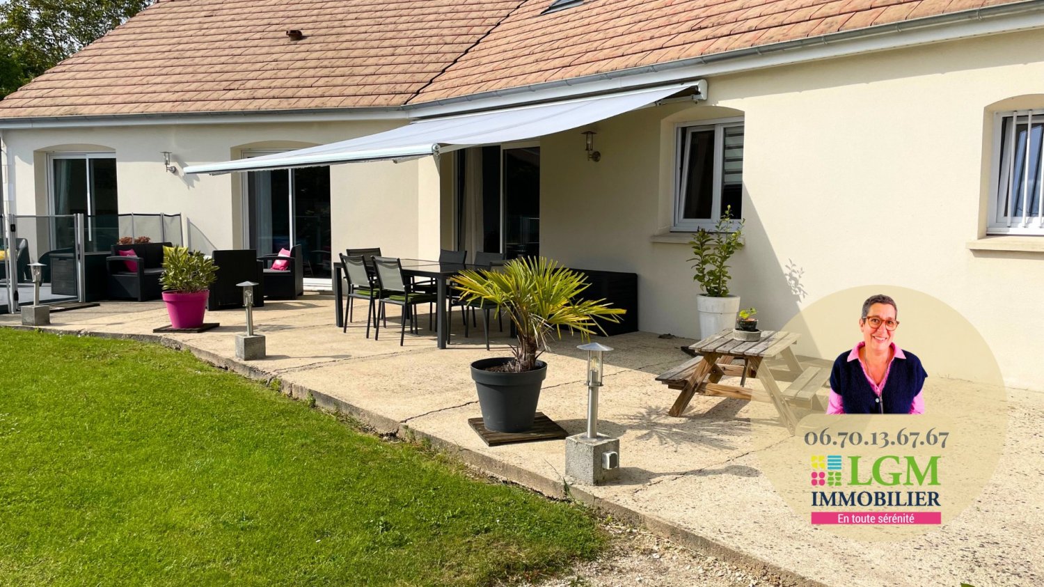 Casa de 5 dormitorios en Vendome, France No. 158196