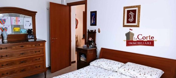 4 bedrooms House in Lentate sul Seveso, Italy No. 364343 6