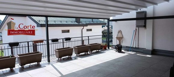 4 bedrooms House in Lentate sul Seveso, Italy No. 364343 9