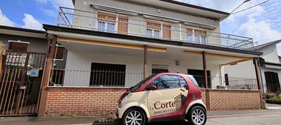 4 bedrooms House in Lentate sul Seveso, Italy No. 364343 26