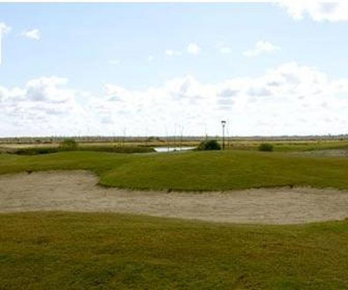  Land in Escobar, Argentina No. 117875