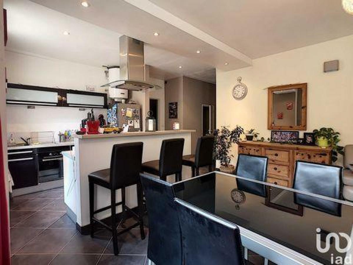 Studio in the Condo in Cavaillon, France No. 15530