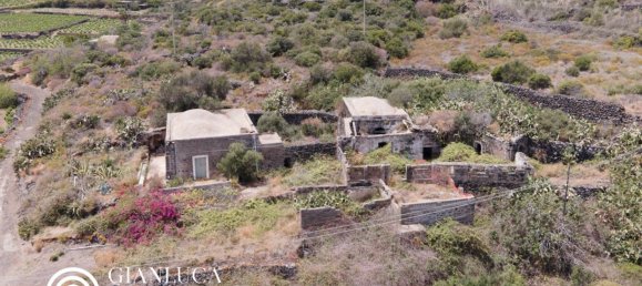 2-Zimmer Haus in Pantelleria, Italy, Nr. 296617 3