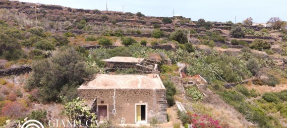 2-Zimmer Haus in Pantelleria, Italy, Nr. 296617 7