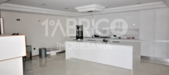 7 bedrooms House in Leiria, Portugal No. 152717 14