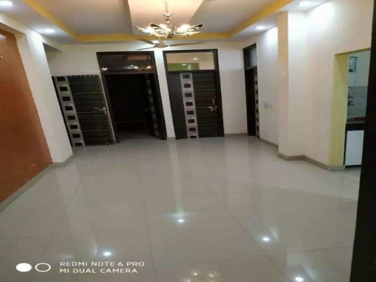 Casa T3 em Ghaziabad, India N.º 52149