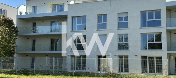 Квартира с 3 спальнями в Безан, Франция № 225478 9