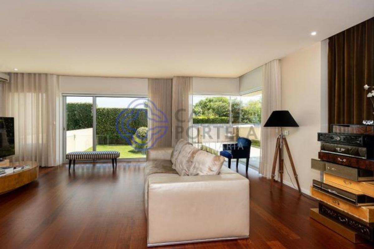 5 غرف نوم منزل في Vila Nova de Gaia, Portugal رقم 4395