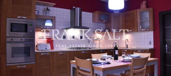 2 bedrooms Maisonette in Qala, Malta No. 5898 3