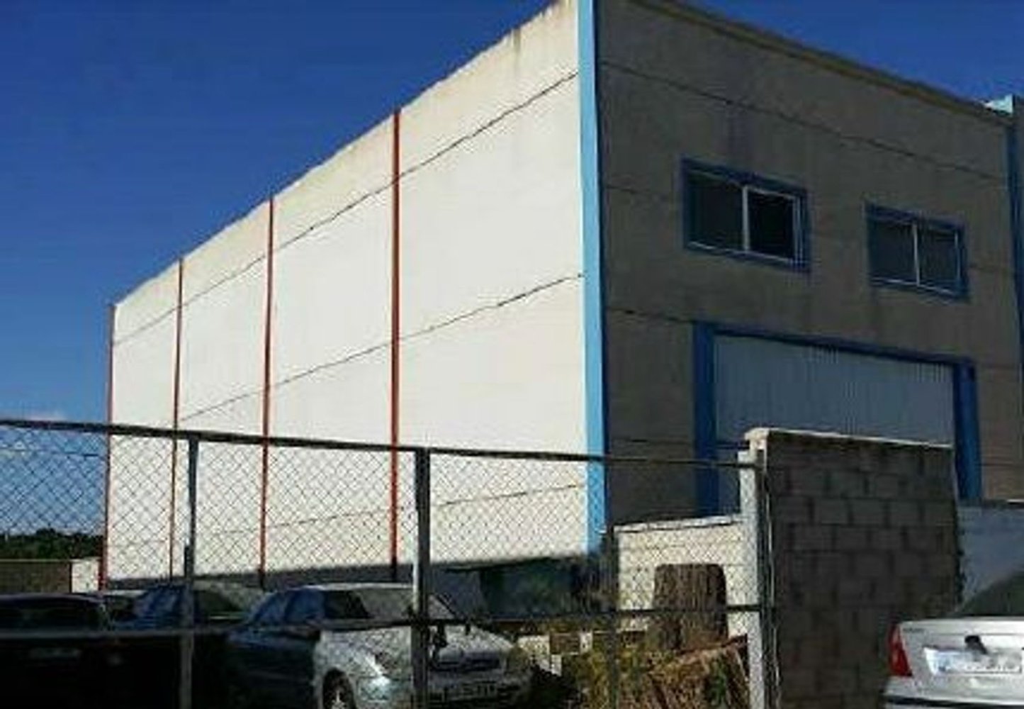 176m² Land in Cadiz, Spain No. 203445