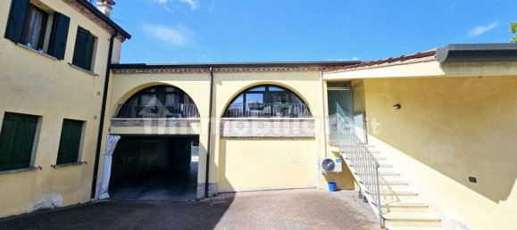 2 bedrooms Apartment in Borgo Veneto, Italy No. 261910 10