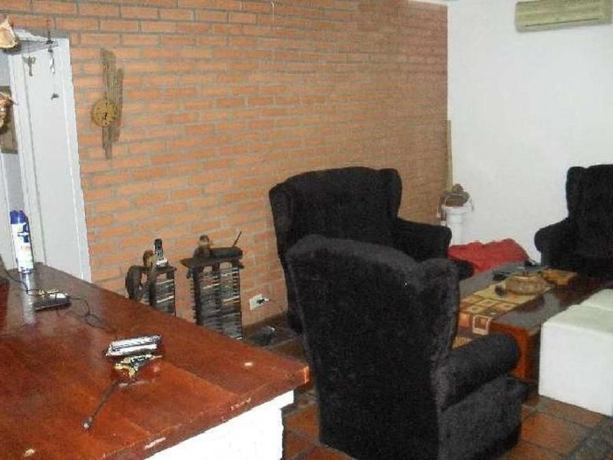 2 bedrooms Apartment in Moron, Argentina No. 60660