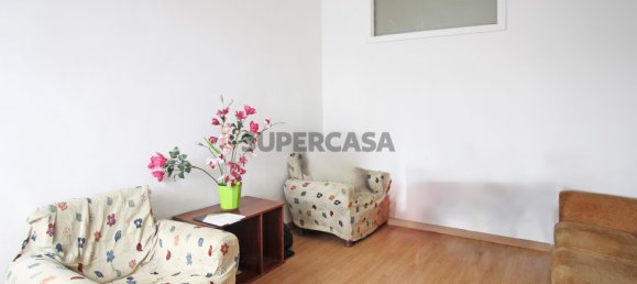 Дом с 1 спальней в Порту, Португалия № 157356 3