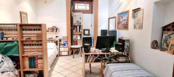 Квартира с 5 комнатами в Торре Аннунциата, Италия № 27877 7