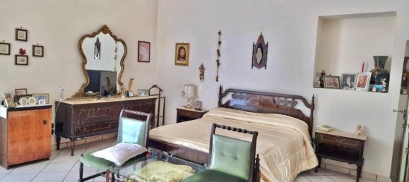 Квартира с 5 комнатами в Торре Аннунциата, Италия № 27877 6