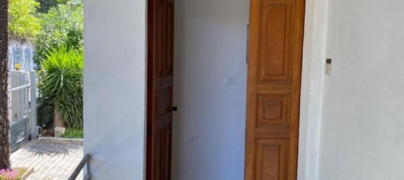 8-salle Maison à Chieti, Italy No. 168897 18