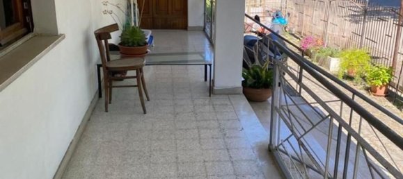 8-salle Maison à Chieti, Italy No. 168897 2