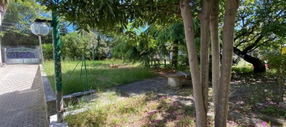 8-salle Maison à Chieti, Italy No. 168897 11