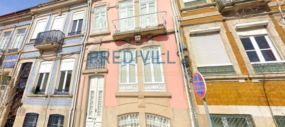 4 bedrooms House in Porto, Portugal No. 114503 16