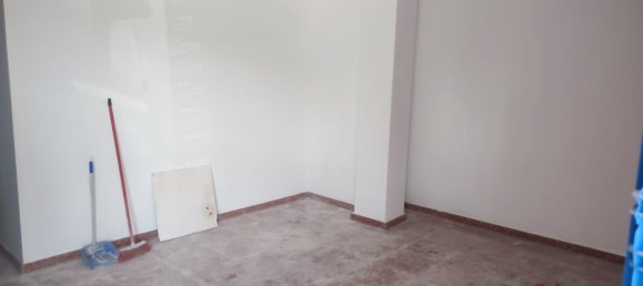 Коммерческая недвижимость 85м² в Валенсия, Испания № 170400 7