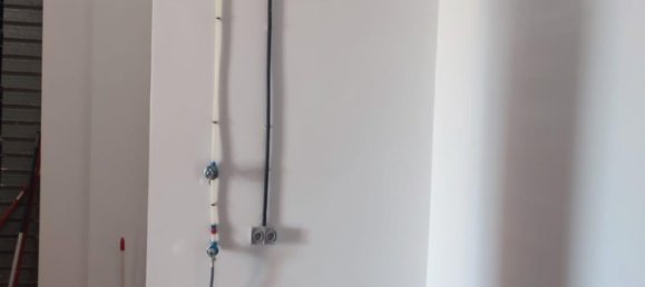 Коммерческая недвижимость 85м² в Валенсия, Испания № 170400 8