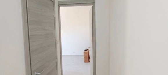 2 bedrooms Apartment in Catania, Italy No. 341149 9