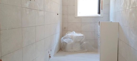 2 bedrooms Apartment in Catania, Italy No. 341149 4