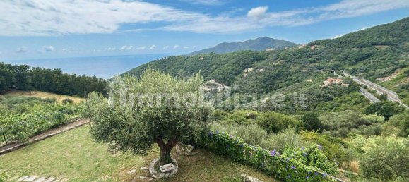 3 Schlafzimmer Villa in Moneglia, Italy, Nr. 279806 17