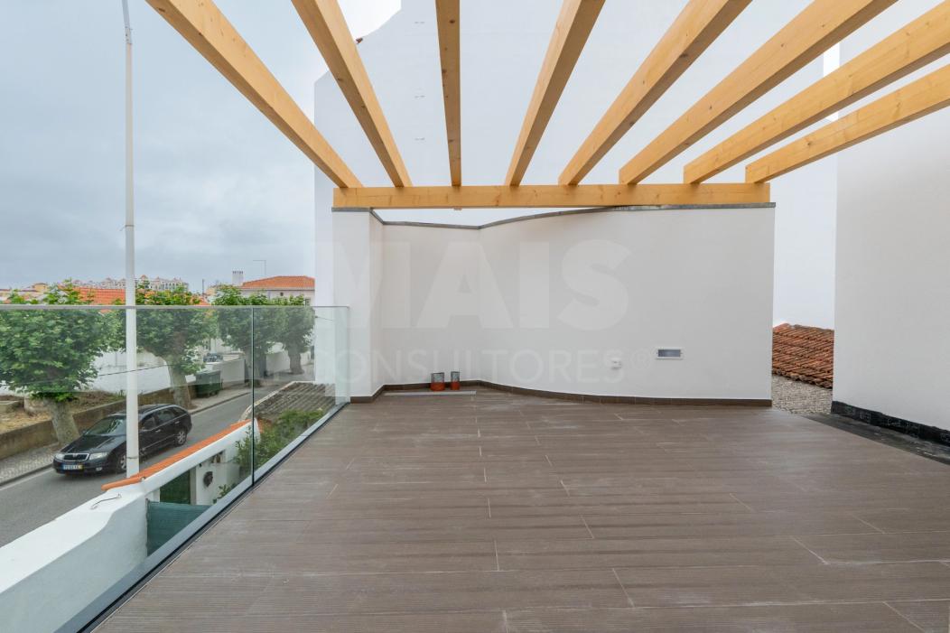 Casa T3 em São Martinho do Porto, Portugal N.º 194470