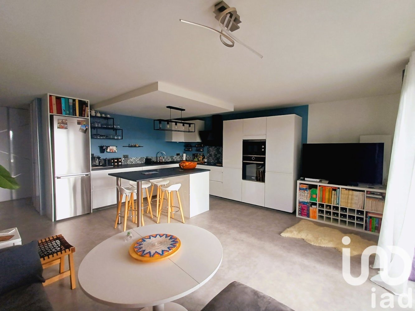 2 bedrooms Apartment in Blois, France No. 156874