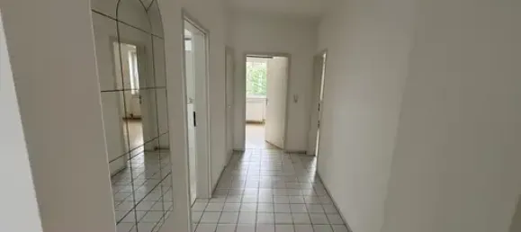 3 rooms Apartment in Hameln-Pyrmont, Germany No. 283981 2