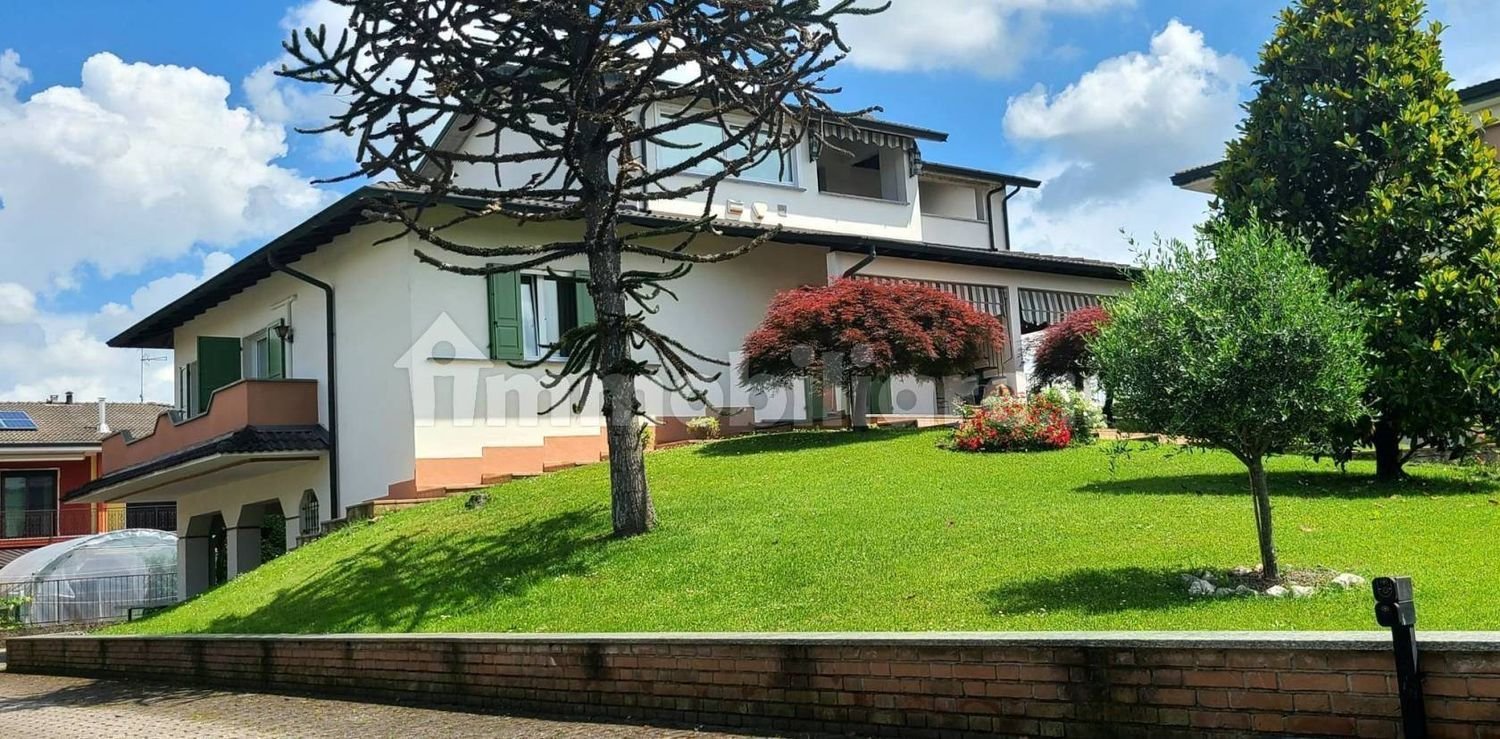 10 bedrooms Villa in Pandino, Italy No. 359742