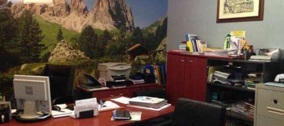 20m² Commercial property in Velletri, Italy No. 360024 2