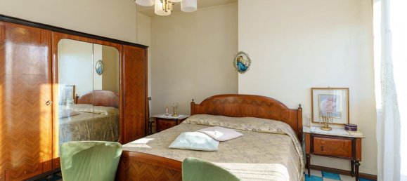 Apartamento de 6 habitaciónes en Catania, Italy No. 104972 6