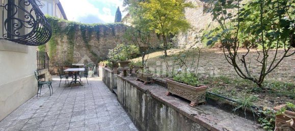 3 Schlafzimmer Wohnung in Florence, Italy, Nr. 337612 28