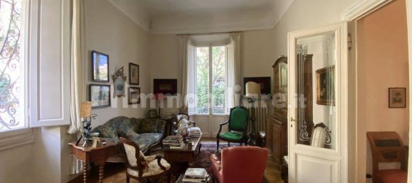 3 bedrooms Apartment in Florence, Italy No. 337612 12