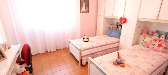 4-Zimmer Haus in Illasi, Italy, Nr. 192002 13