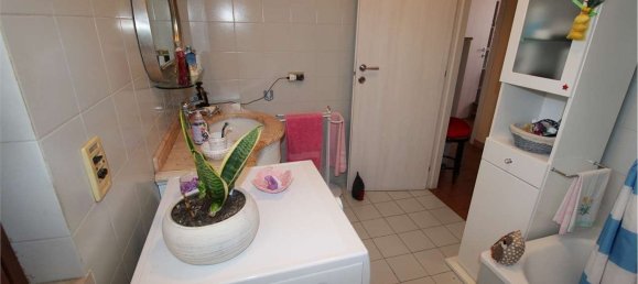 4-Zimmer Haus in Illasi, Italy, Nr. 192002 9