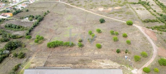 Terreno en Loures, Portugal 133500 m² No. 14876 5