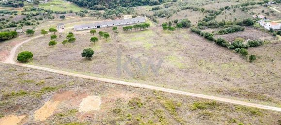 Terreno en Loures, Portugal 133500 m² No. 14876 9