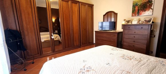 Villa de 4 habitaciónes en Moncalieri, Italy No. 353763 13